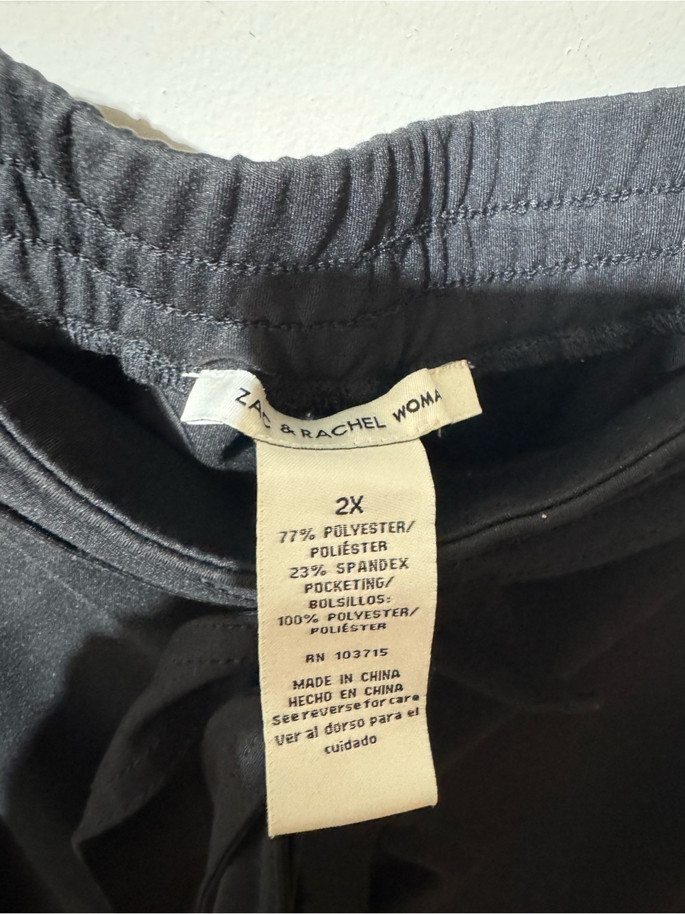 Black Tie-Waist Cropped Pants - Picture 2 of 2